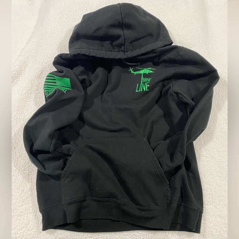 Shamrock Theme Nine Line Sweatshirt